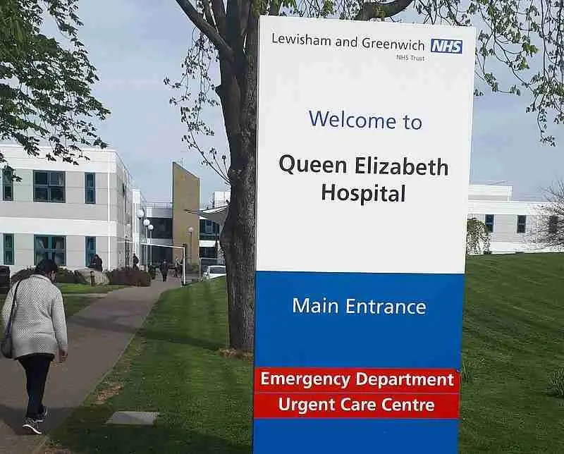 Queen Elizabeth Hospital By Paul W - Own work, CC BY-SA 4.0, https://commons.wikimedia.org/w/index.php?curid=79830700