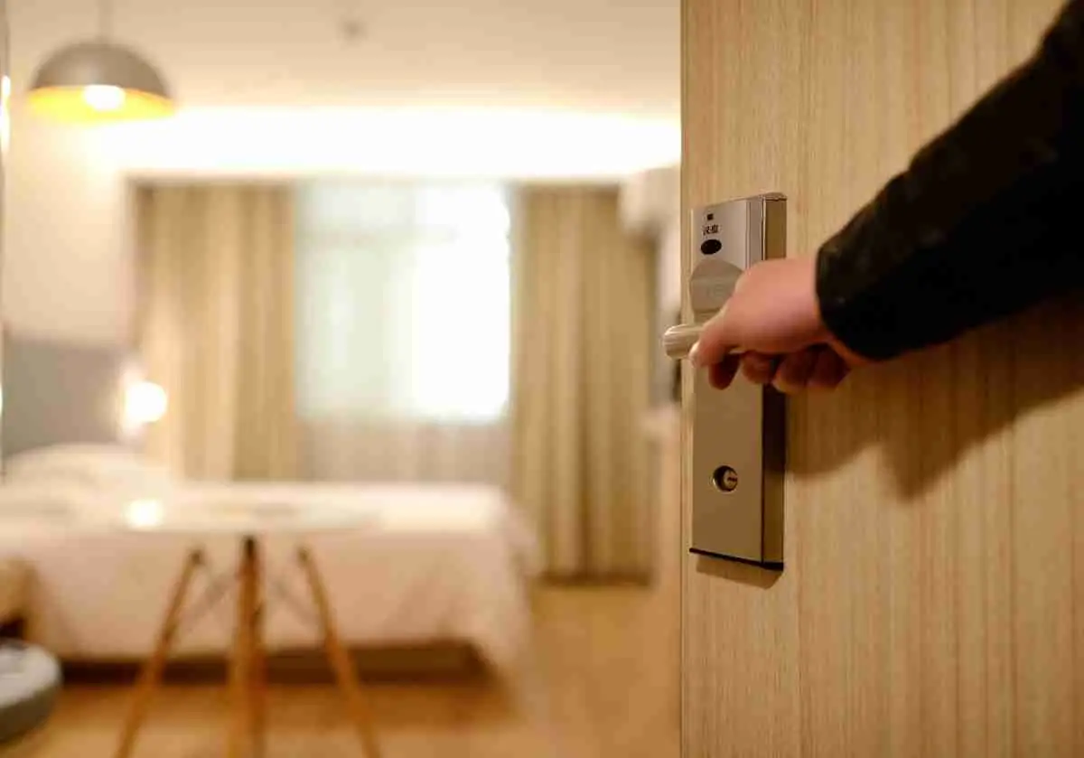 HOSPITALITY AIR CONDITIONING SERVICES HOSPITALITY AIR CONDITIONING SERVICES